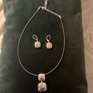 Silver choker with earrings